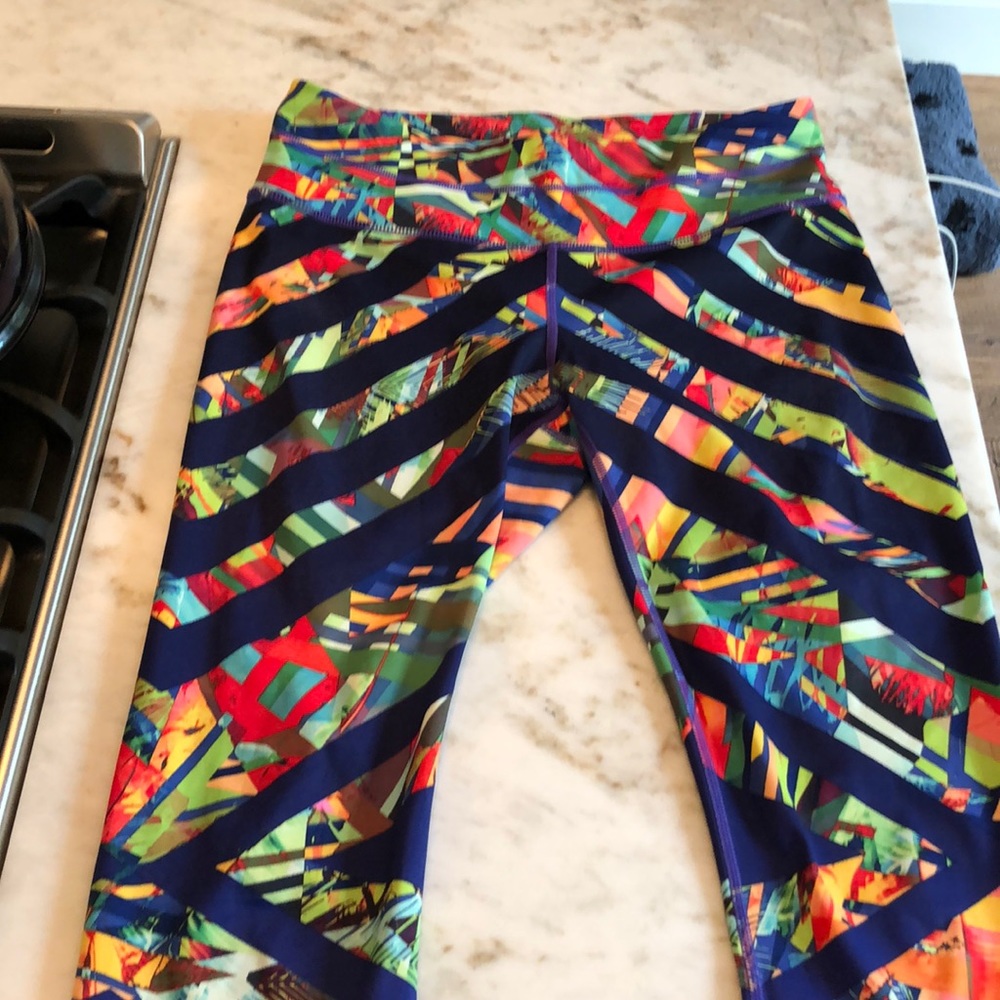 Athleta Contender tights size SM excellent condition